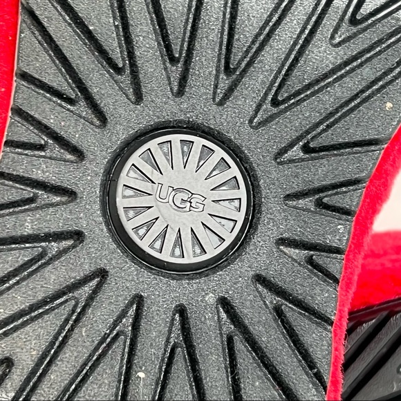 UGG MENS Fluff You Slipper Red Size 8 US - Picture 11 of 11